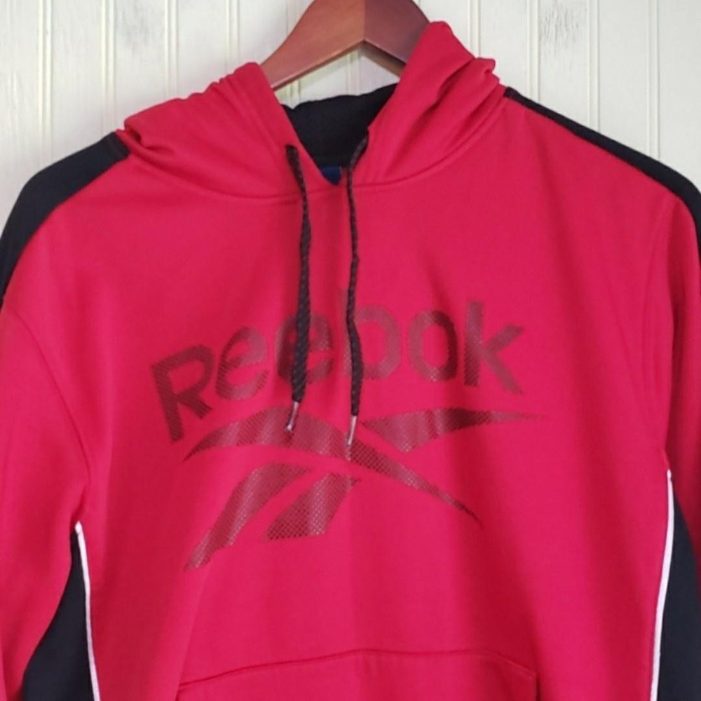 Reebok Hoodie Mens Small Red Fleece Pullover Graphic Logo Sweatshirt Top